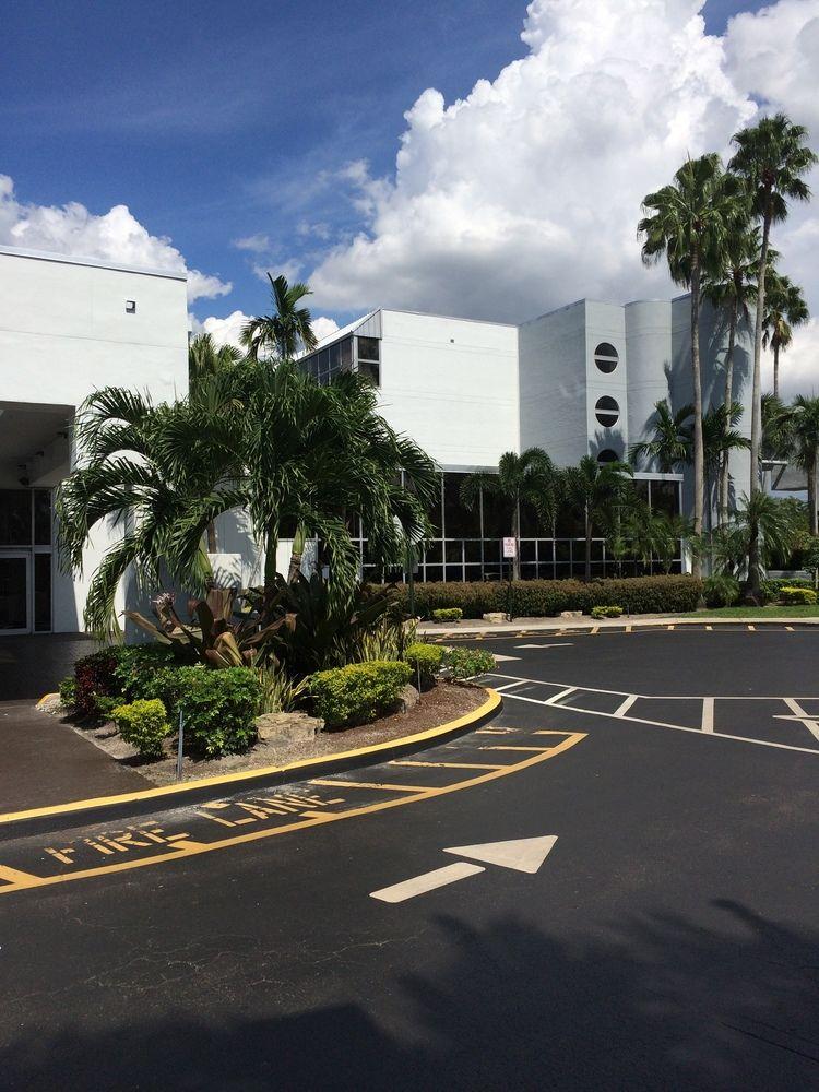Sawgrass Grand Hotel And Suites Sports Complex Sunrise Exterior foto